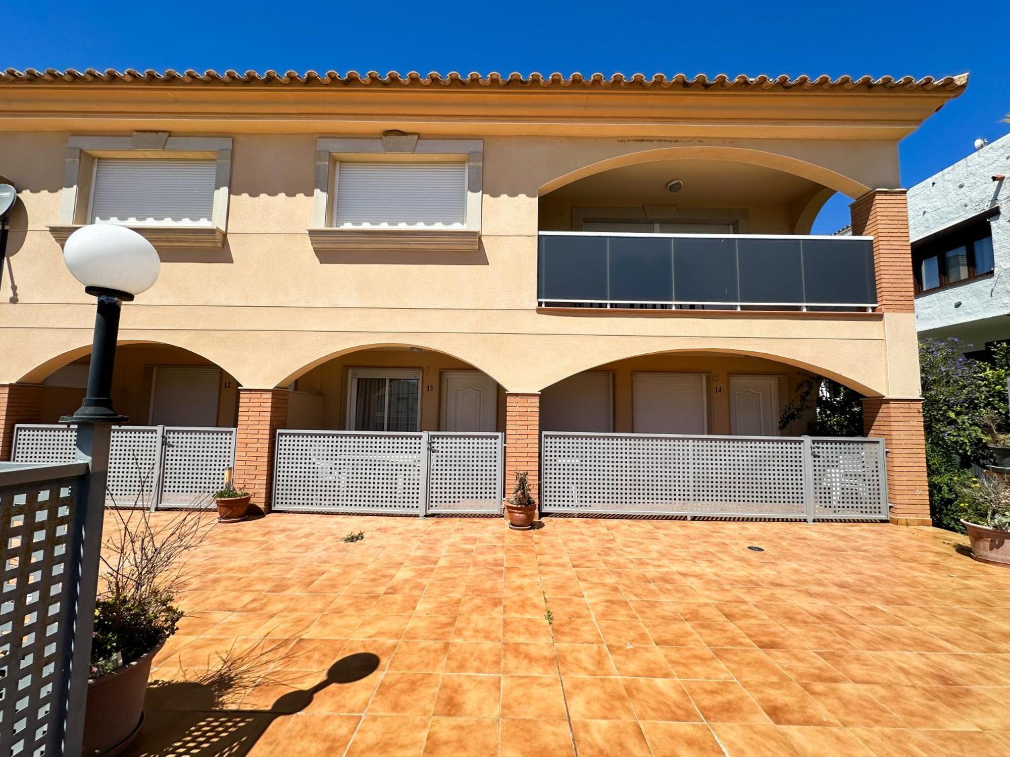 Appartement Acogedor Apartamento Cerca De La Playa Wifi Y Parking à Mont-roig del Camp Extérieur photo